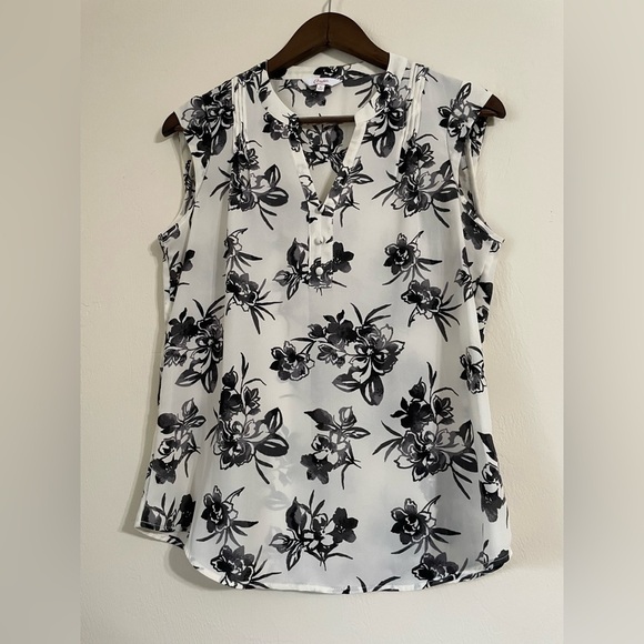 Candie's Tops - Candie’s Sleeveless Floral Print Faux Button Top Blouse, SMALL